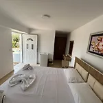 Apartment Eri *