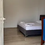 Eri Apartment *