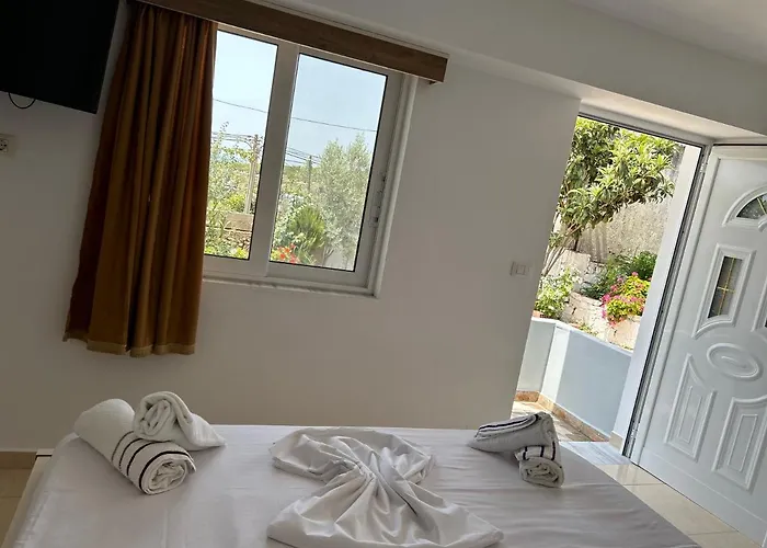 Eri Apartamento Sarandë