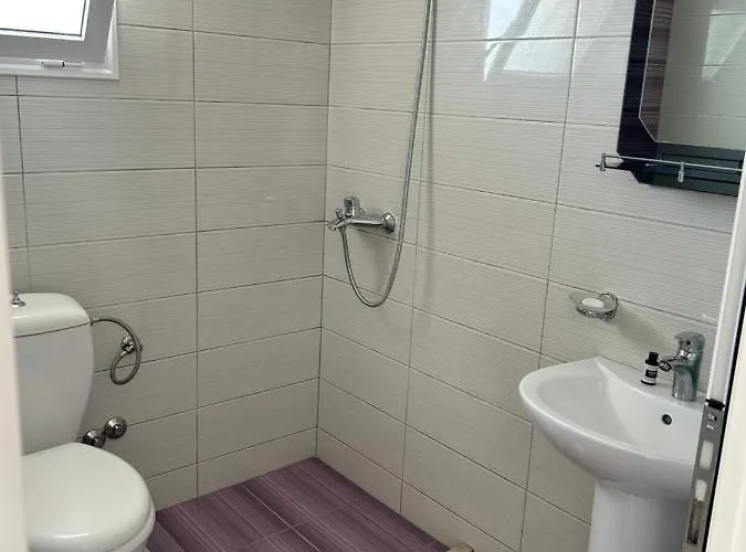 Eri Apartamento Sarandë