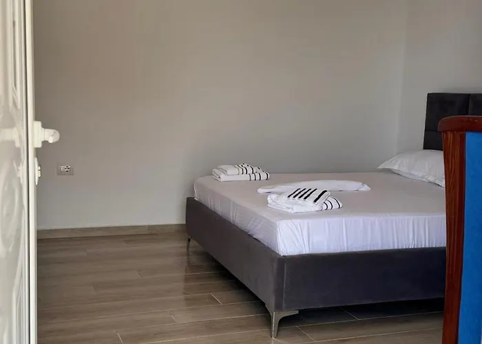 Eri Apartamento *