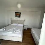 Eri شقة ساراندا