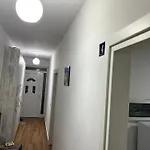 شقة Eri