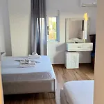 Eri شقة ساراندا