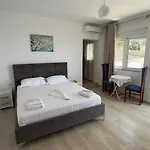 Eri شقة ساراندا