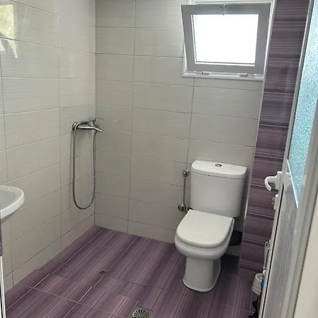 Eri Lägenhet Sarandë