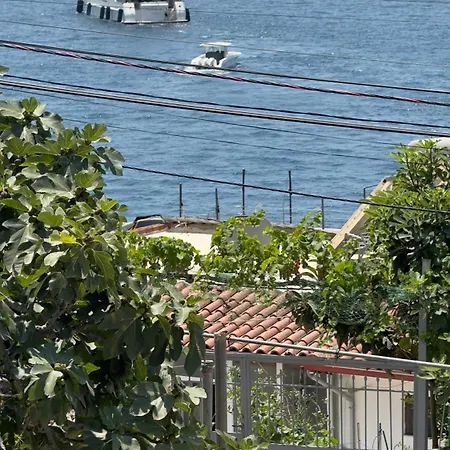 Eri Apartament Saranda